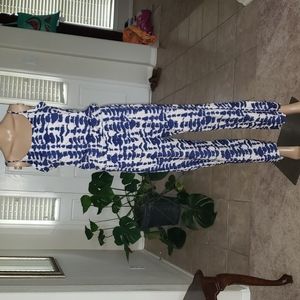 Hany Agediao s water reflecting pattern bell leg spaghettistrap jump…